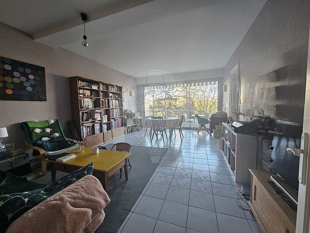 Appartement 8 pièces 83 m² · à La Rochelle · 83 m² · 399 000 €