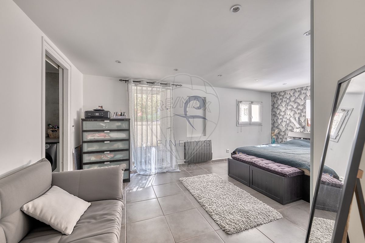 Maison 7 pièces 449 m² · à Gagny · 449 m² · 499 000 €