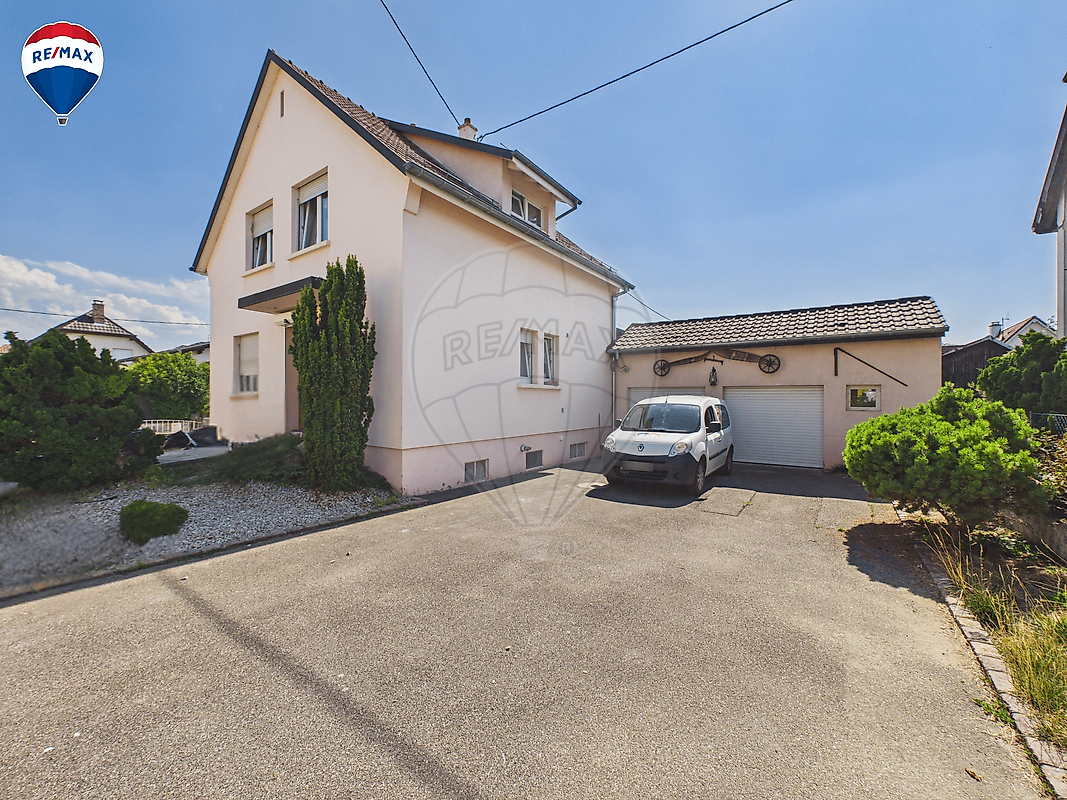 Maison 5 pièces 111 m² · à Sierentz · 111 m² · 1 750 €