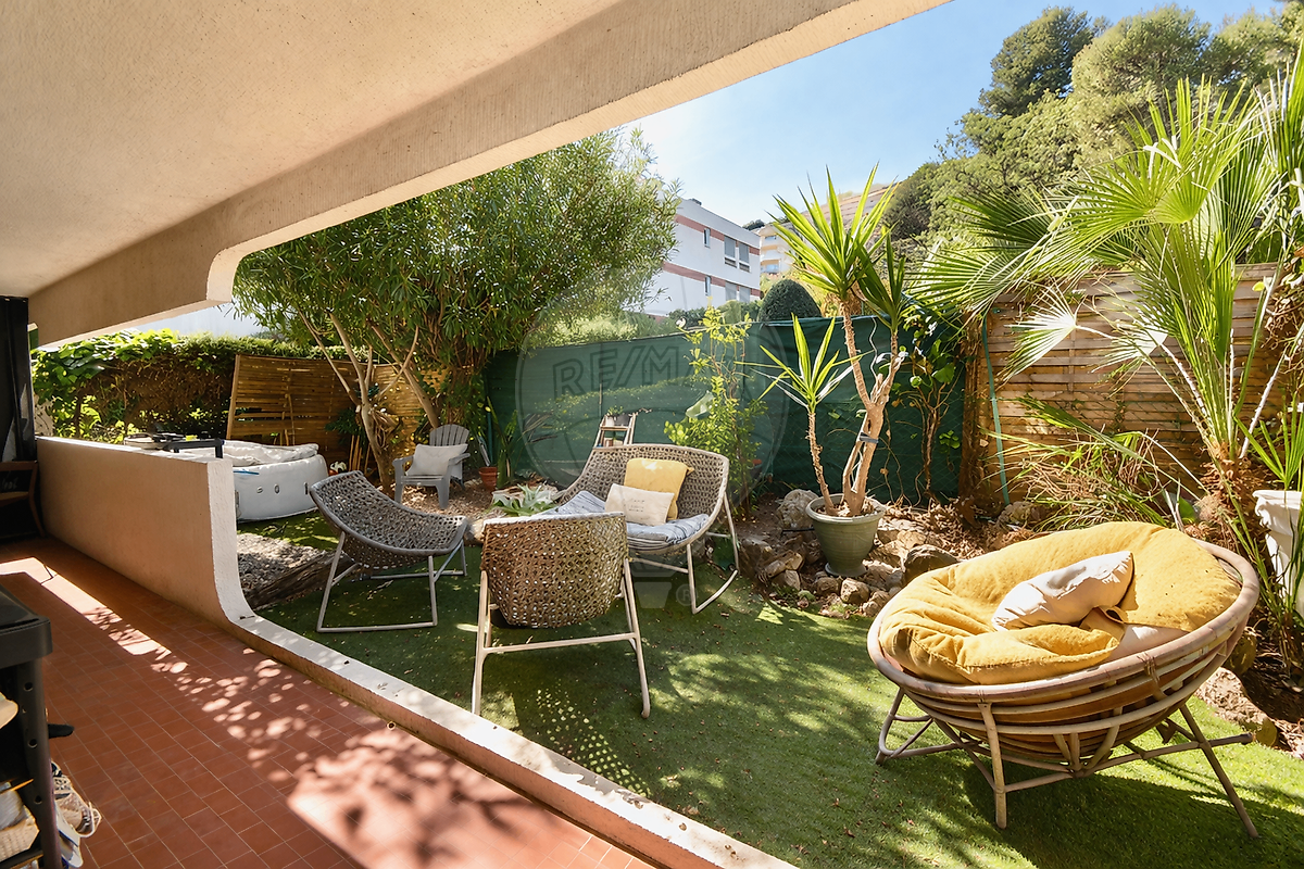 Appartement 14 pièces 137 m² · à Saint-Laurent-du-Var · 137 m² · 469 000 €