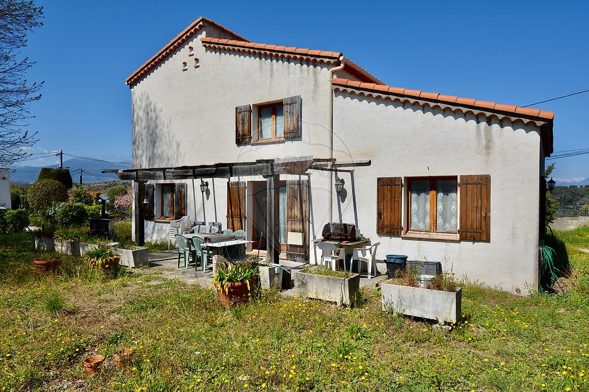 Maison 15 pièces 184 m² · à Villeneuve-Loubet · 184 m² · 749 000 €