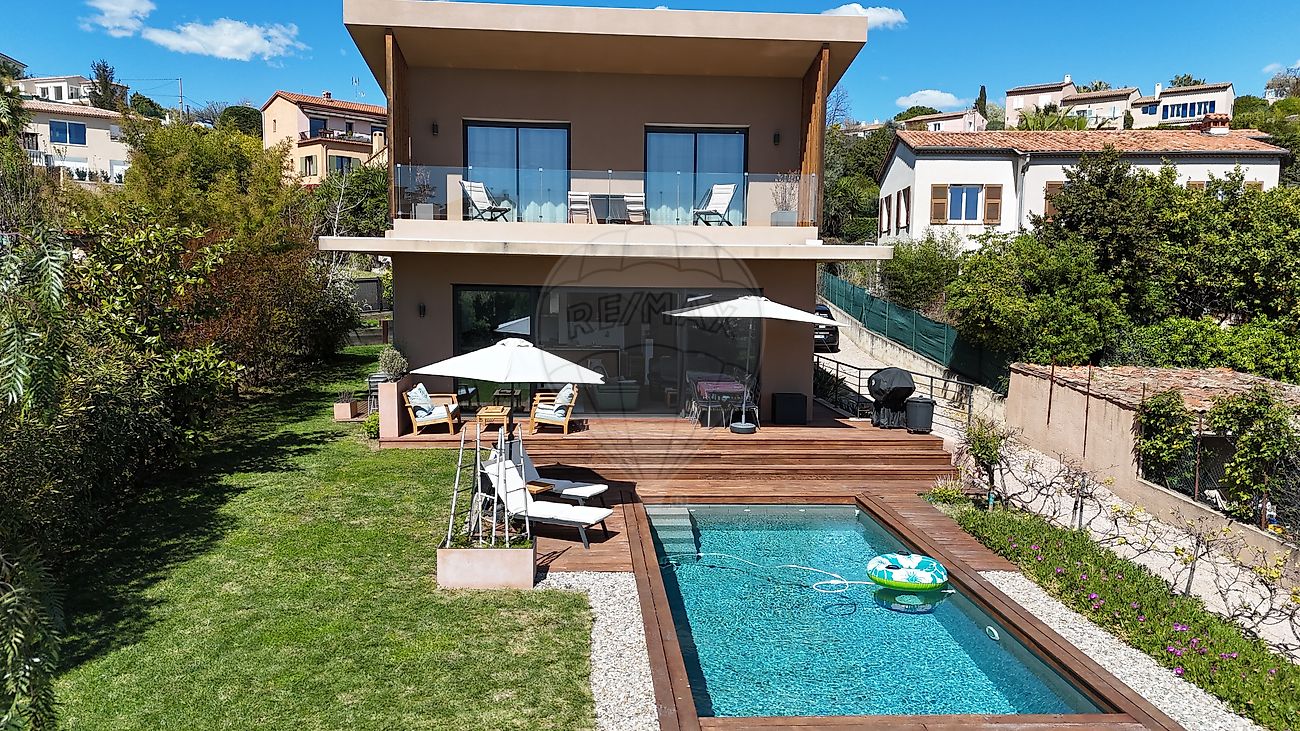 Maison 5 pièces 160 m² · à Cagnes-sur-Mer · 160 m² · 1 260 000 €