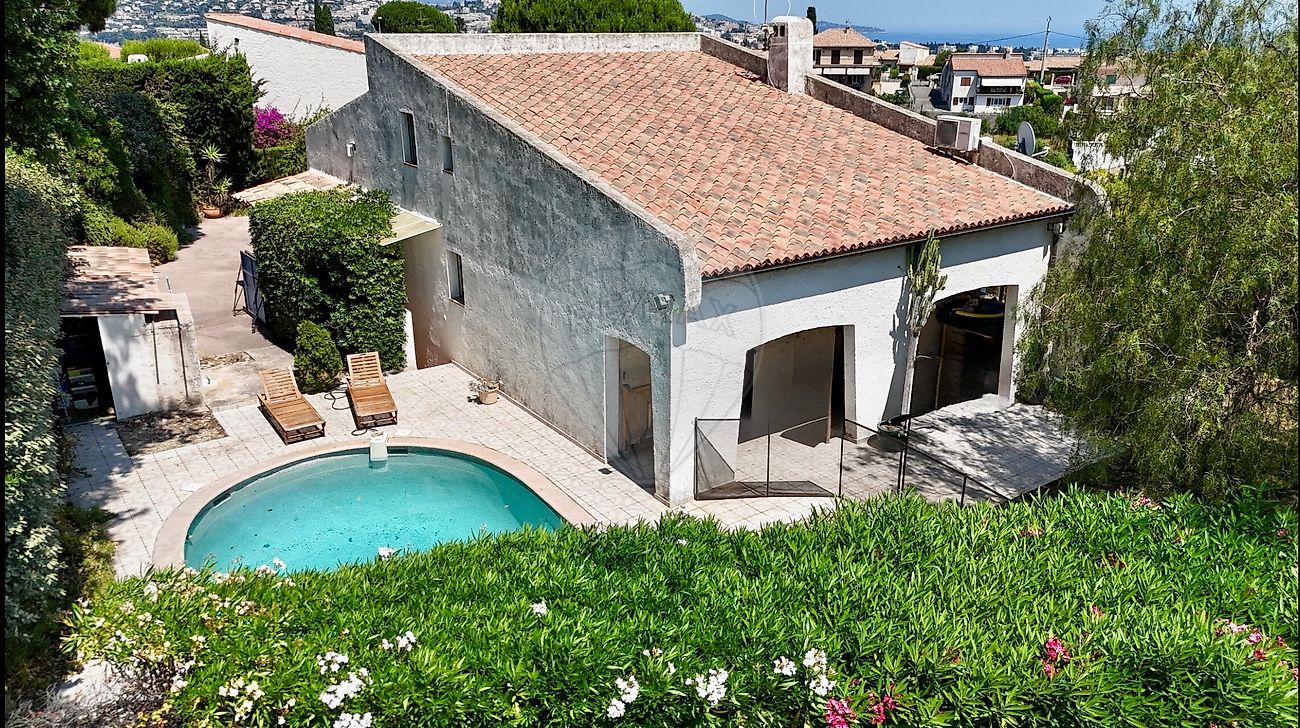 Maison 181 m² · à Saint-Laurent-du-Var · 181 m² · 749 000 €