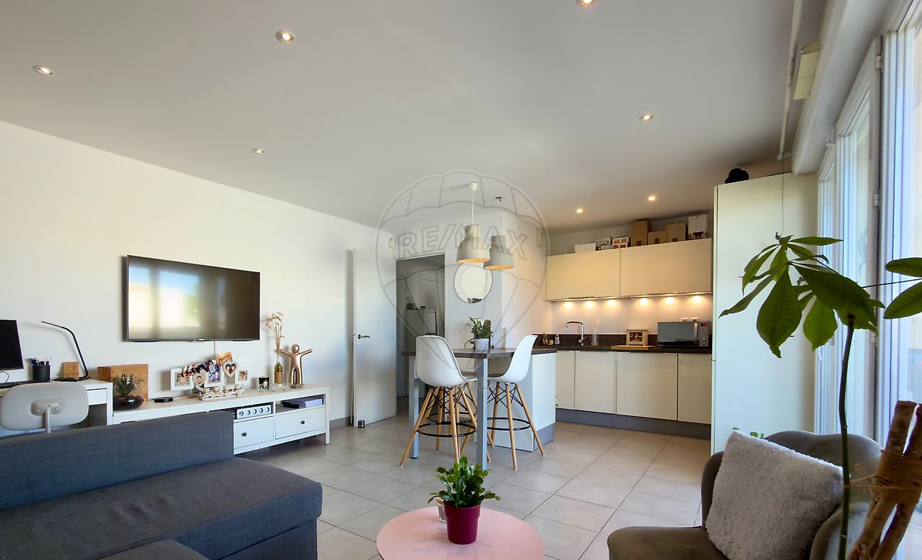 Appartement 3 pièces 57 m² · à Antibes · 57 m² · 368 000 €