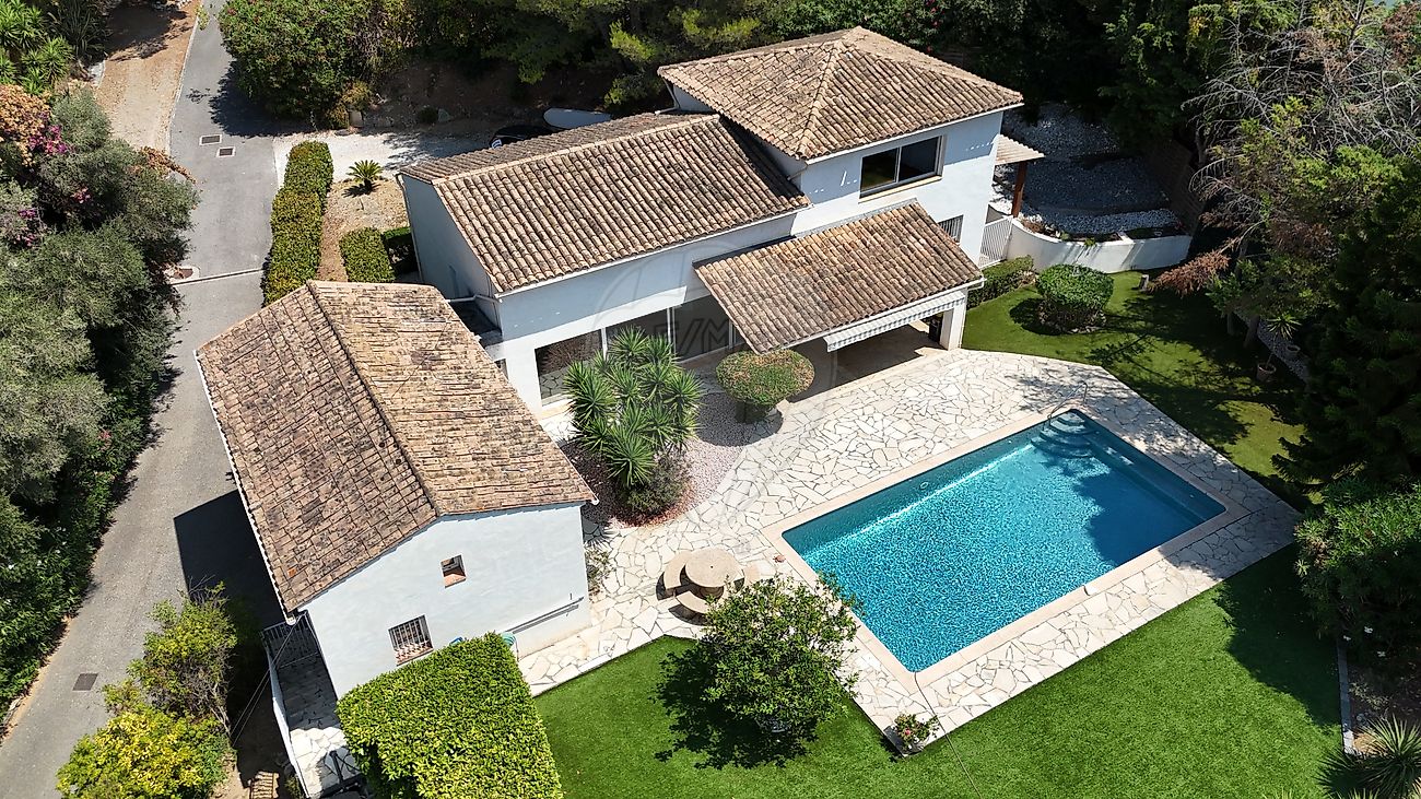 Maison 224 m² · à Antibes · 224 m² · 1 550 000 €