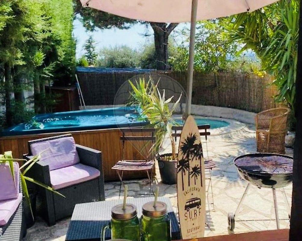 Maison 217 m² · à Nice · 217 m² · 980 000 €