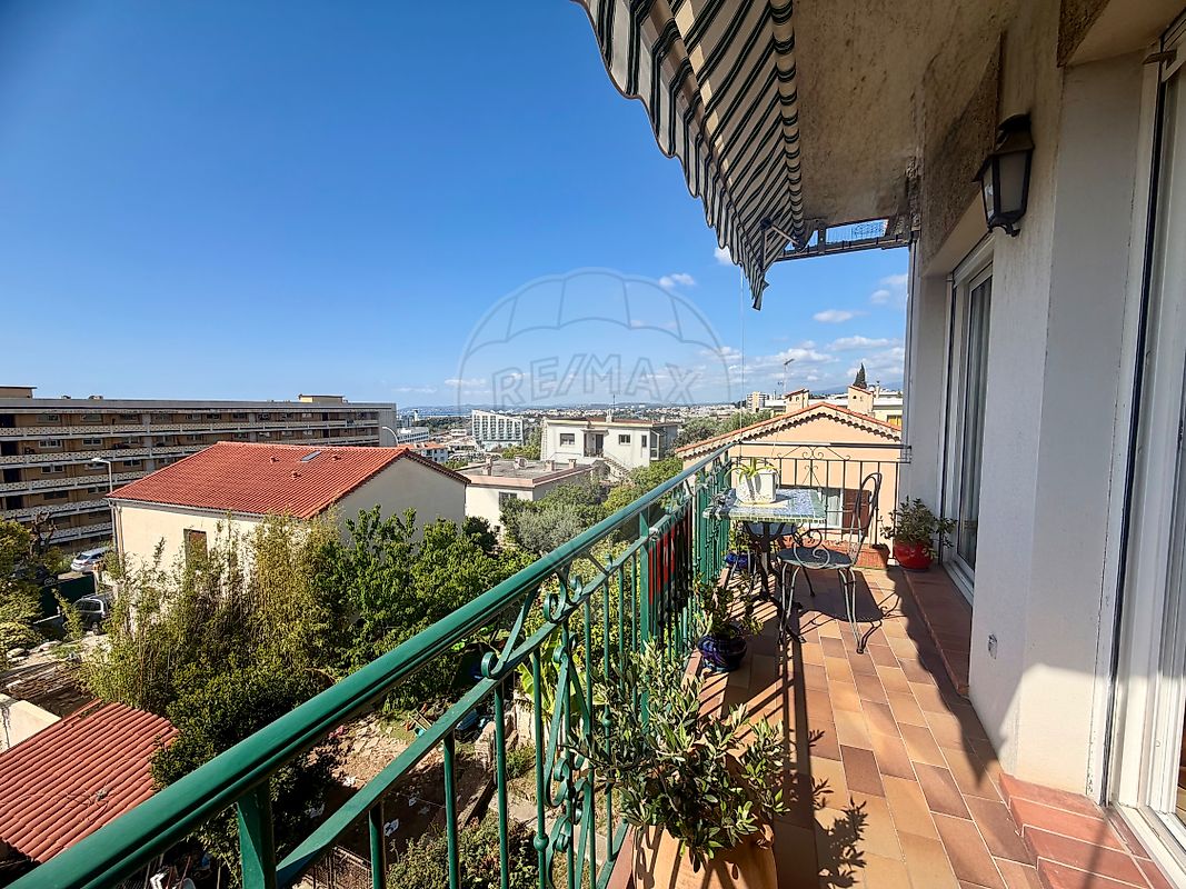Appartement 3 pièces 61 m² · à Nice · 61 m² · 300 000 €