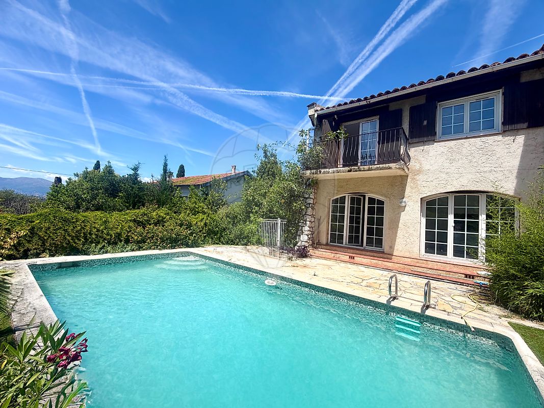 Maison 4 pièces 133 m² · à Nice · 133 m² · 679 000 €