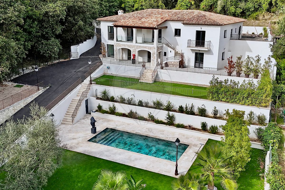 Maison 282 m² · à Roquefort-les-Pins · 282 m² · 1 790 000 €