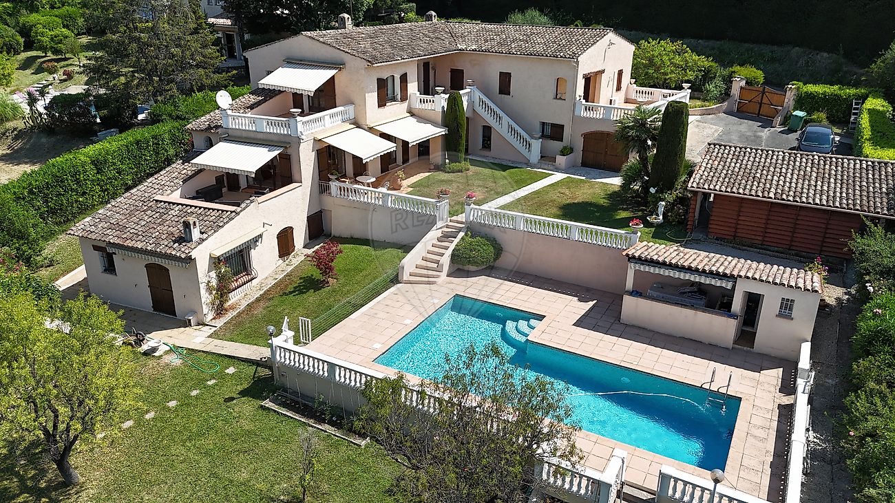 Maison 307 m² · à Saint-Paul-de-Vence · 307 m² · 1 385 000 €