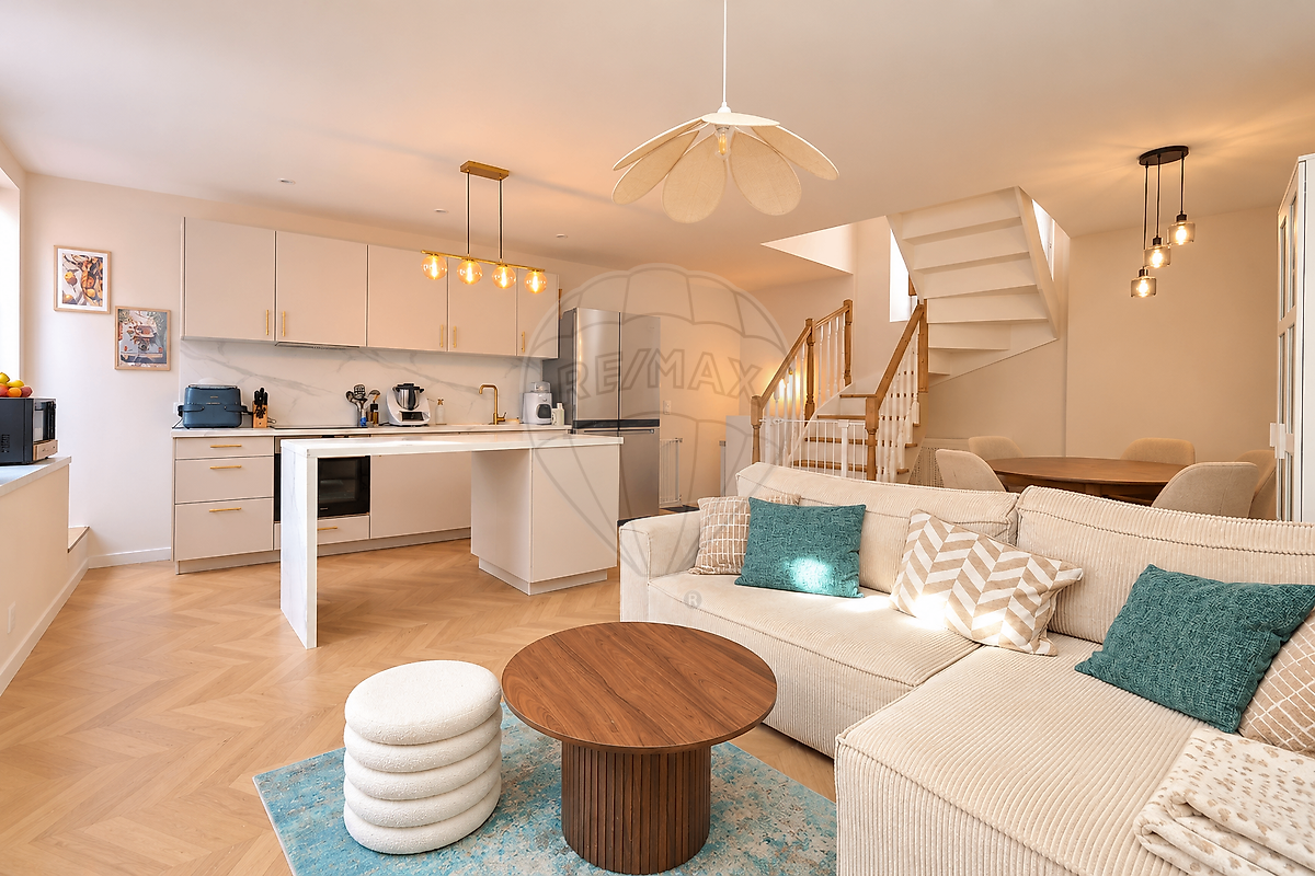 Maison 4 pièces 94 m² · à Villeneuve-Loubet · 94 m² · 449 000 €