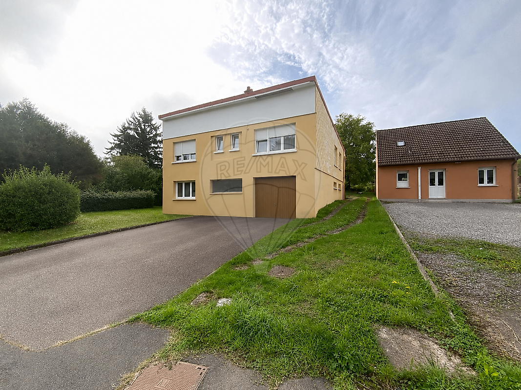Maison 114 m² · à Bambiderstroff · 114 m² · 88 500 €