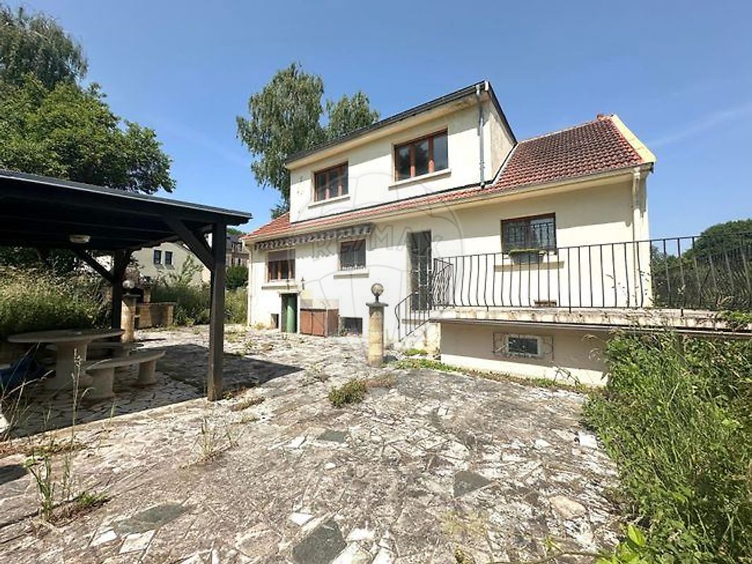 Maison 9 pièces 181 m² · à Lorry-lès-Metz · 181 m² · 249 900 €