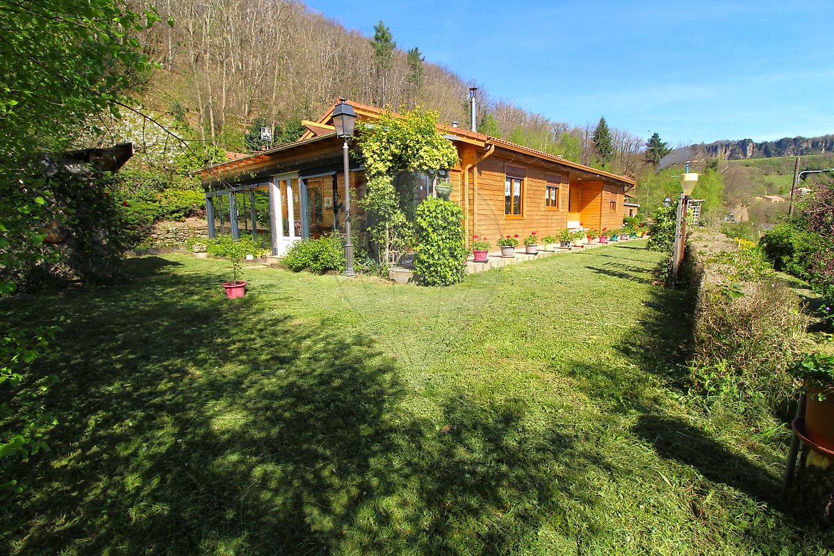Maison 17 pièces 120 m² · à Castanet-le-Haut · 120 m² · 250 000 €