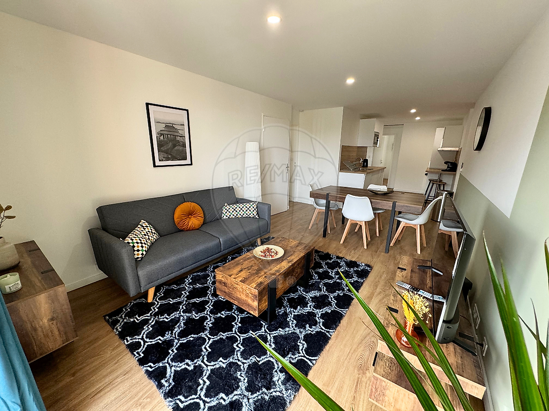Appartement 92 m² · à Blagnac · 92 m² · 460 €