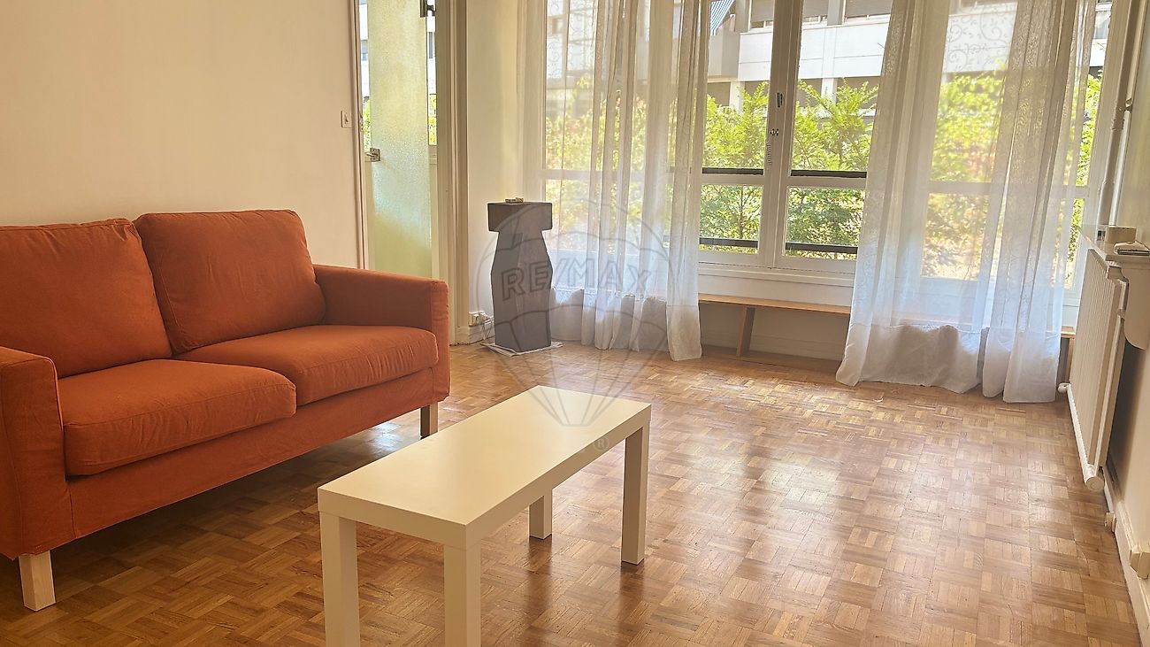 Appartement 3 pièces 59 m² · à Paris 13ème · 59 m² · 2 054 €