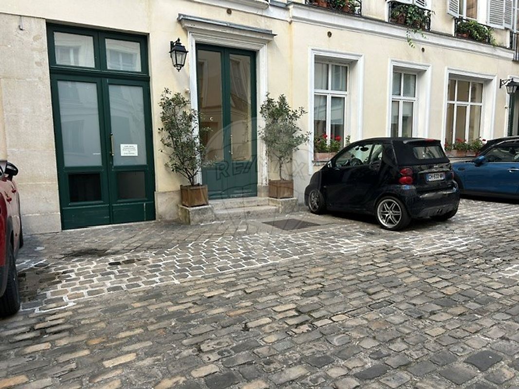 Appartement 48 m² · à Paris 7ème · 48 m² · 2 165 €/mois