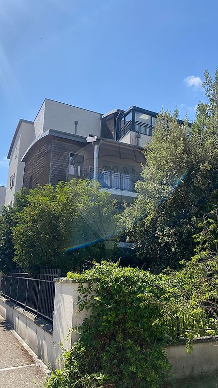Appartement 77 m² · à Guyancourt · 77 m² · 323 000 €