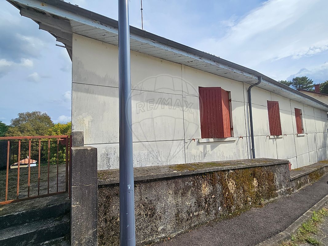 Maison 11 pièces 320 m² · à Castets · 320 m² · 243 800 €