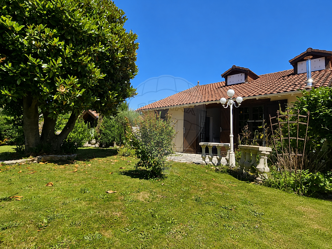 Maison 4 pièces 172 m² · à Narrosse · 172 m² · 270 300 €