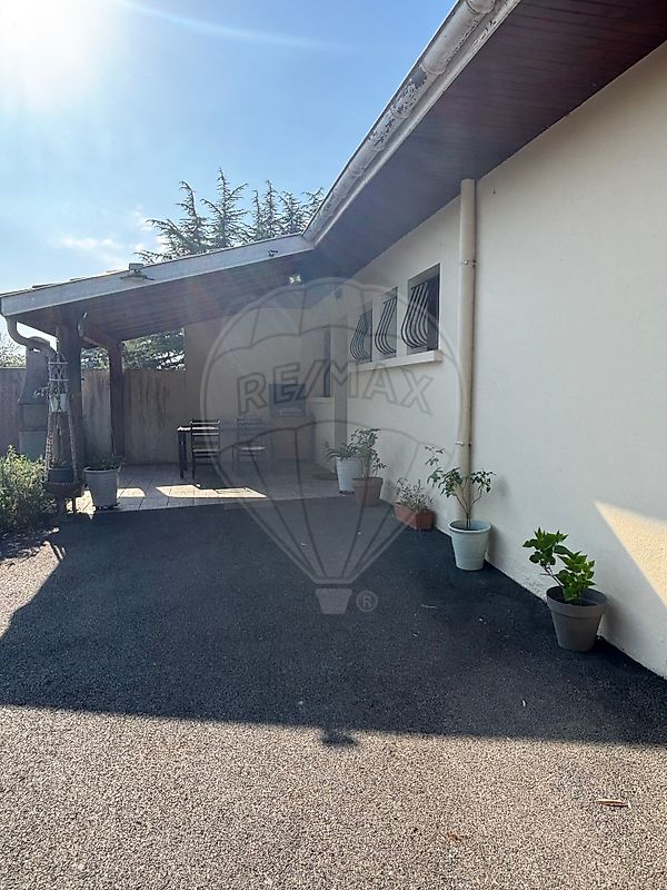 Maison 65 m² · à Préchacq-les-Bains · 65 m² · 212 000 €
