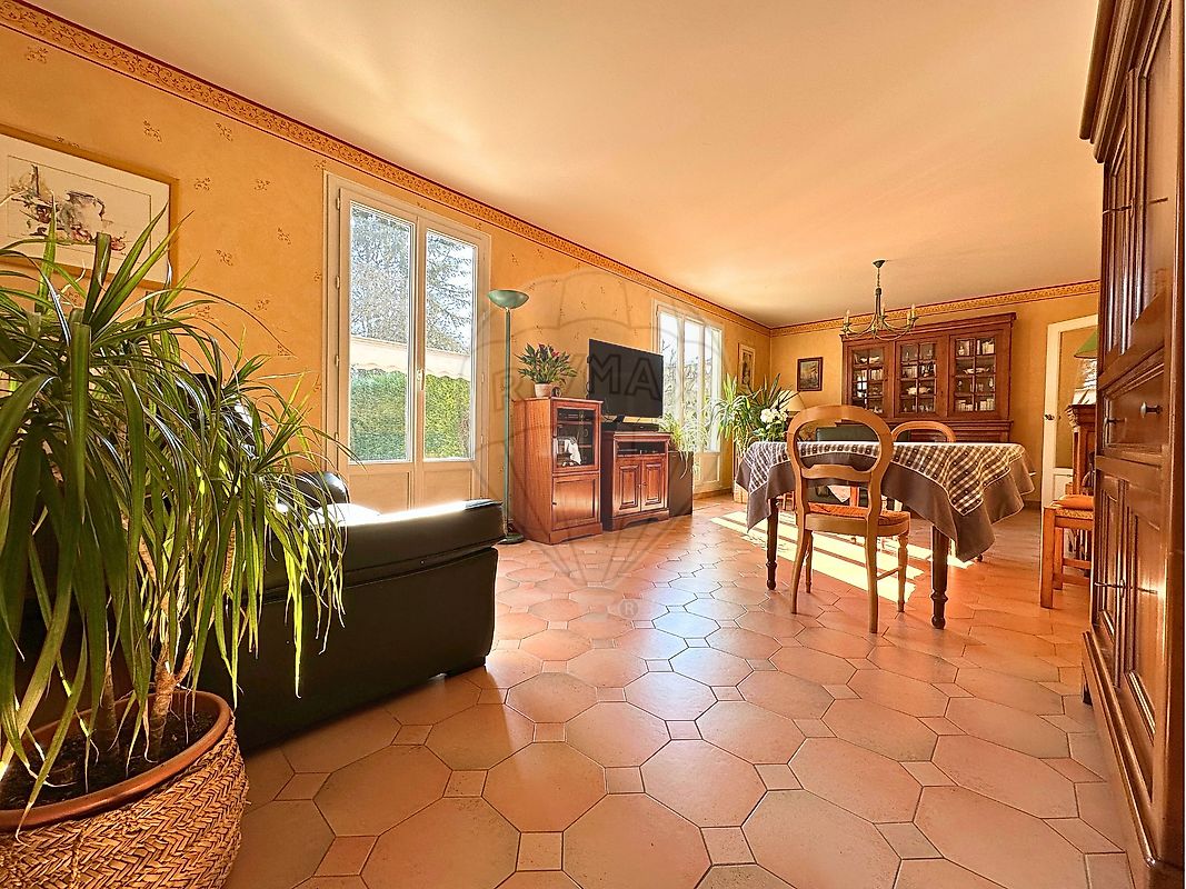Maison 17 pièces 229 m² · à Senlis · 229 m² · 399 000 €