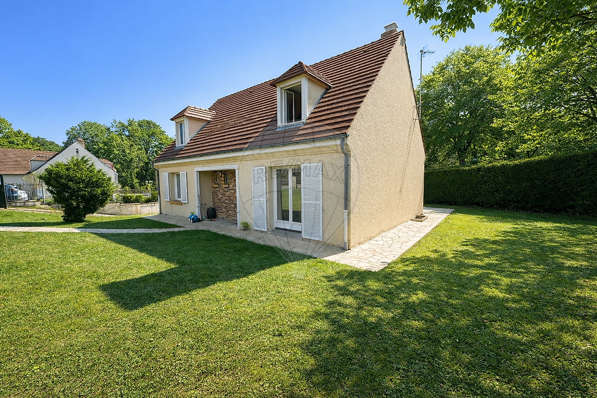 Maison 6 pièces 126 m² · à Senlis · 126 m² · 395 000 €