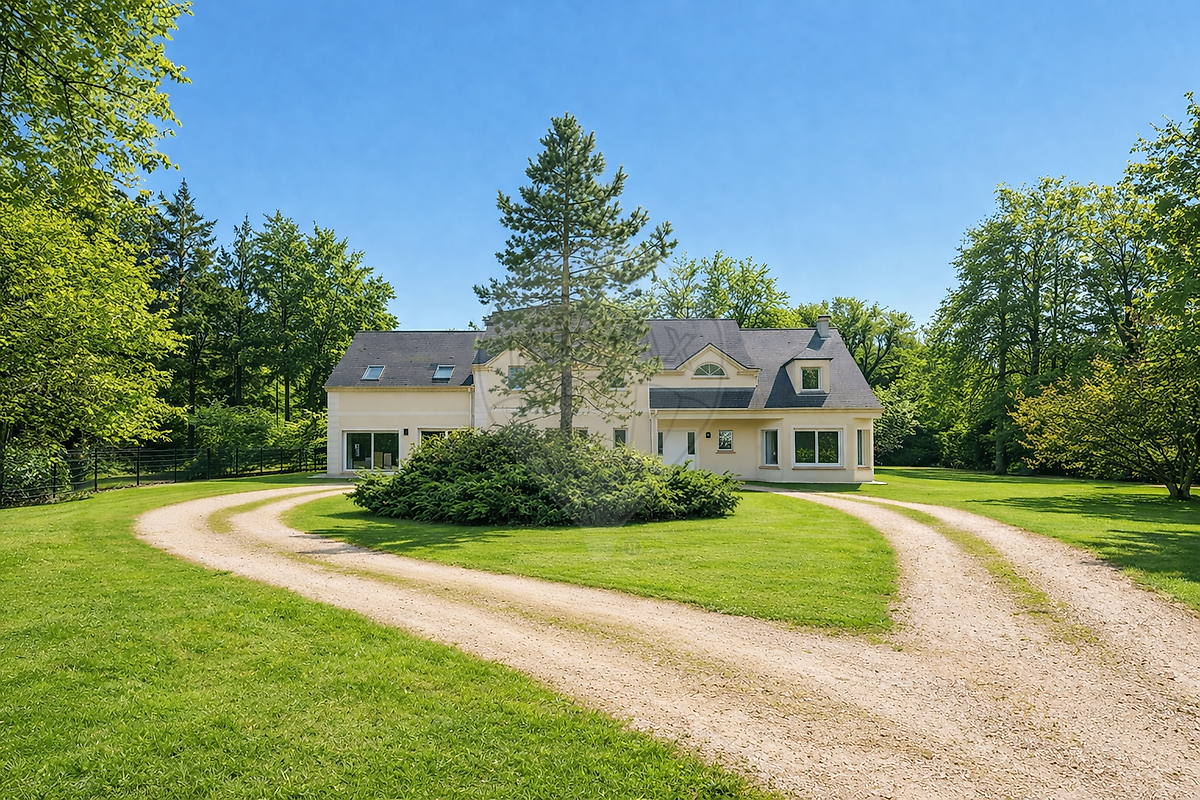 Maison 297 m² · à Chantilly · 297 m² · 890 000 €