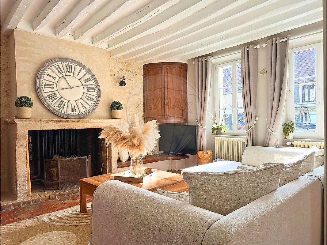 Maison 7 pièces 163 m² · à Senlis · 163 m² · 449 000 €