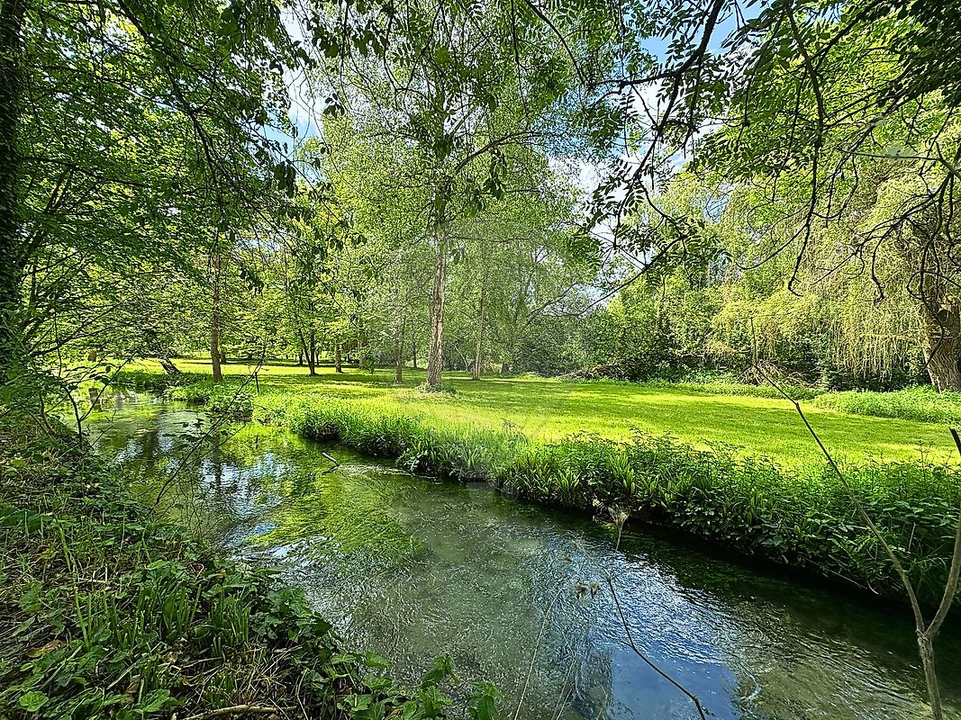 Maison 13 pièces 600 m² · à Crépy-en-Valois · 600 m² · 698 000 €