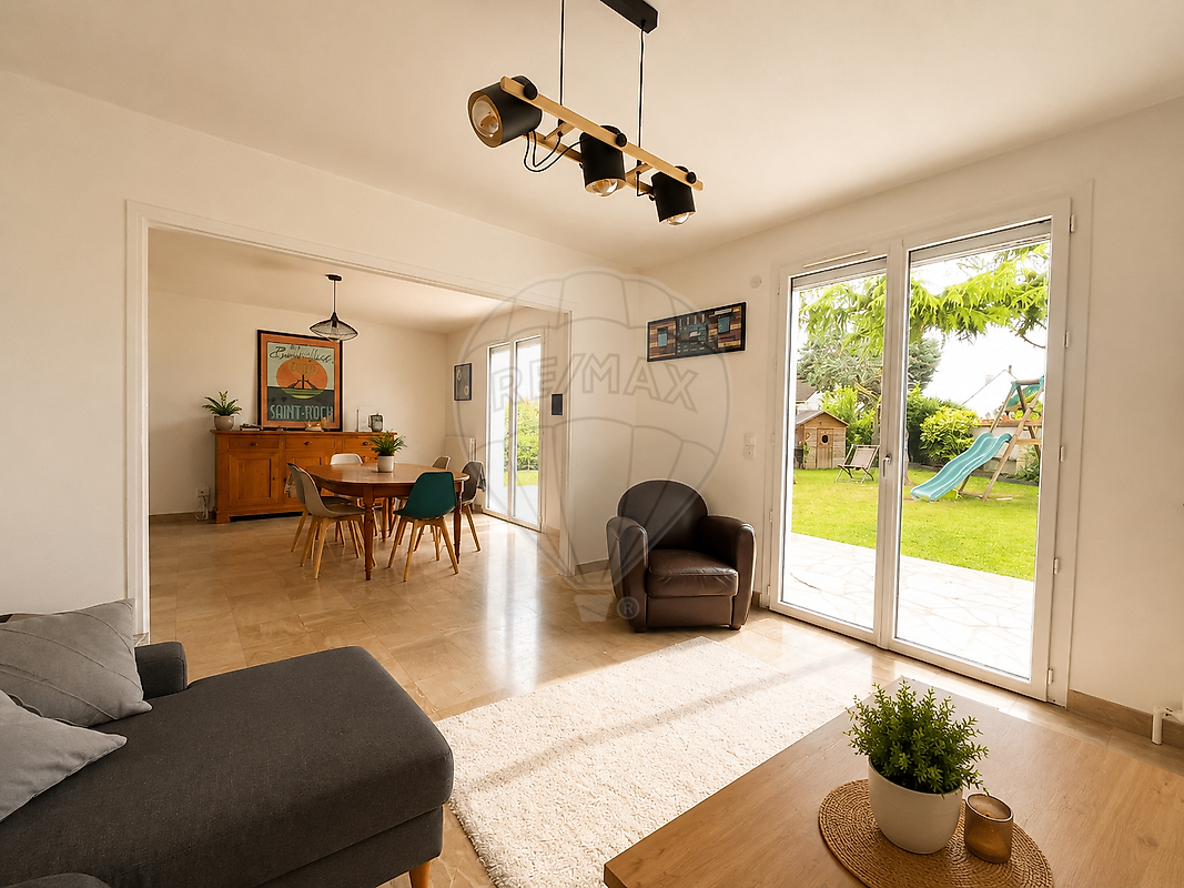 Maison 200 m² · à Senlis · 200 m² · 585 000 €