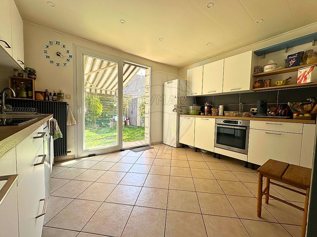 Maison 130 m² · à Senlis · 130 m² · 369 000 €