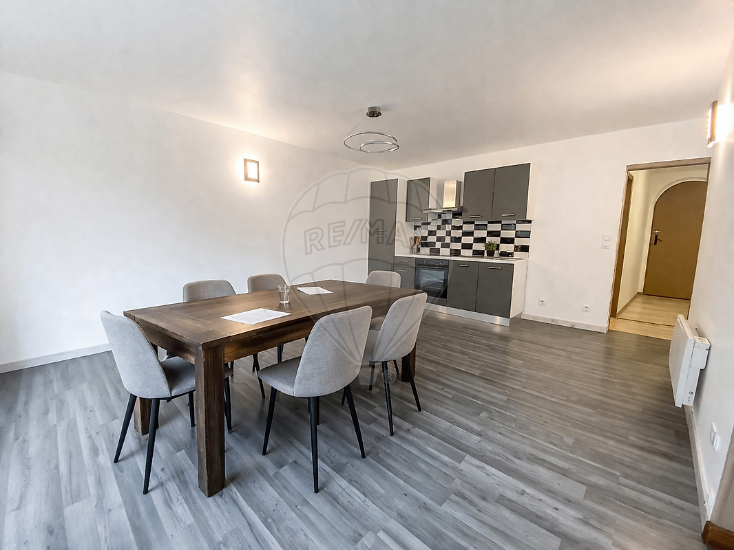 Appartement 3 pièces 77 m² · à Chantilly · 77 m² · 169 000 €
