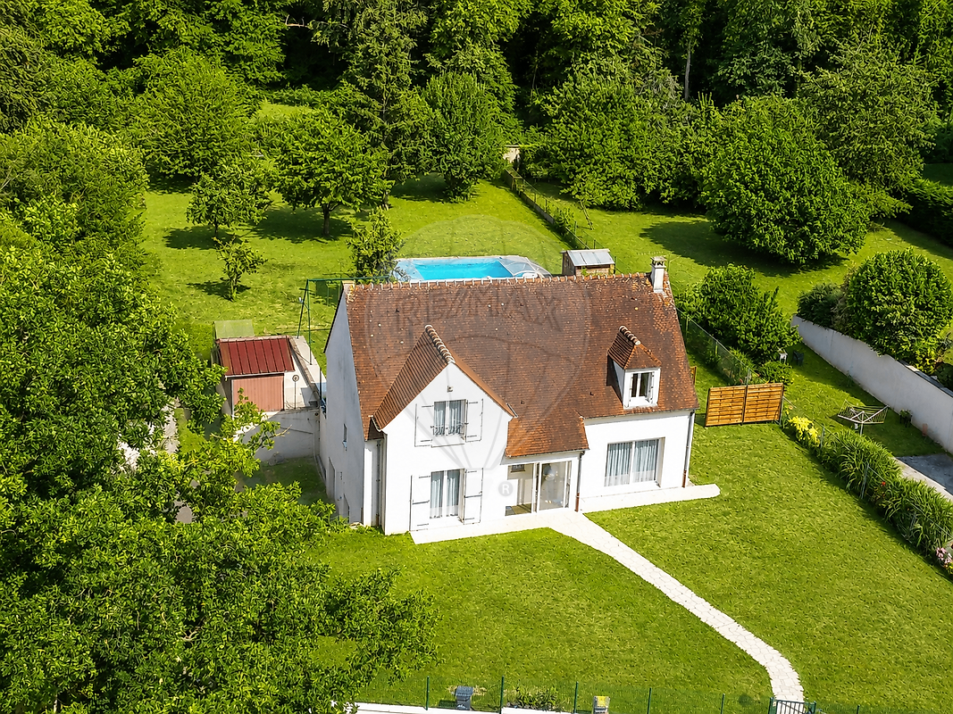 Maison 150 m² · à Senlis · 150 m² · 440 000 €
