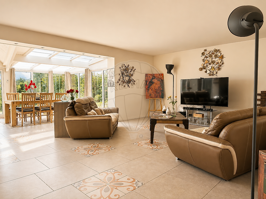 Maison 230 m² · à Saint-Witz · 230 m² · 699 000 €