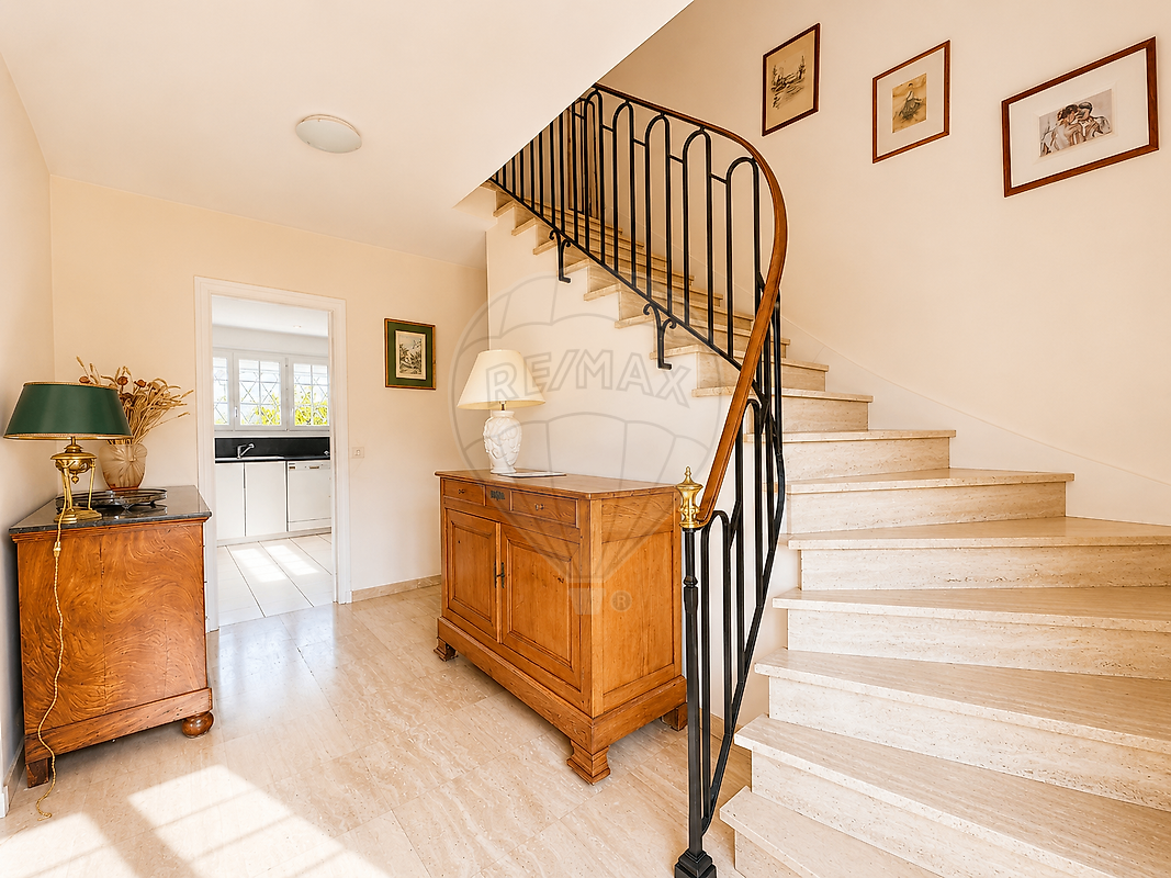 Maison 185 m² · à Senlis · 185 m² · 645 000 €