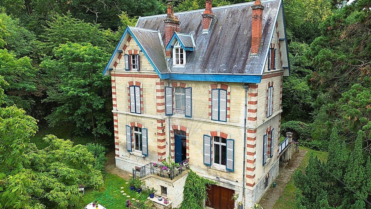Maison 9 pièces 260 m² · à Senlis · 260 m² · 676 000 €