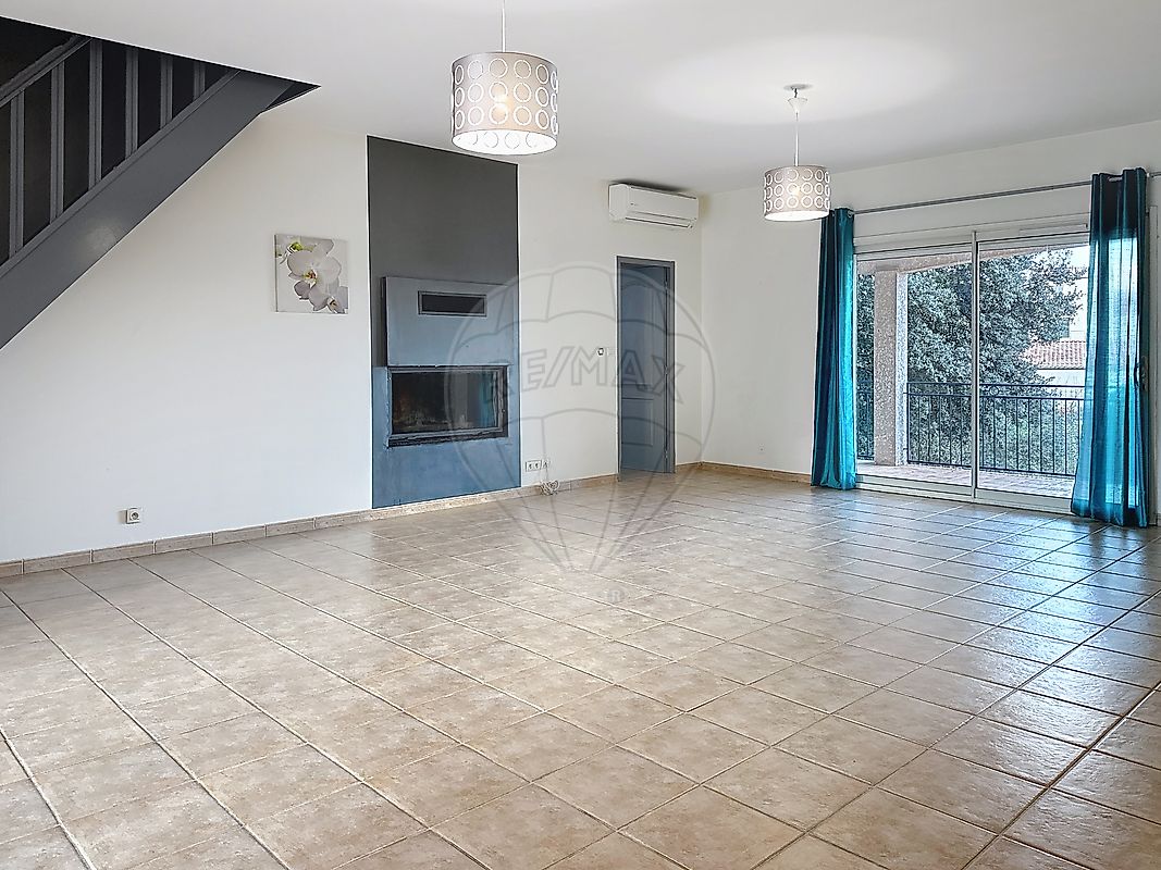 House for sale, 5 rooms