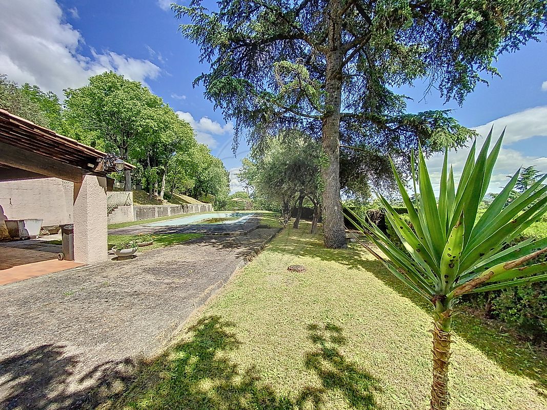 Maison à vendre, 9 pièces - Alès 30100