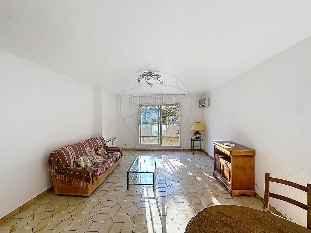 Appartement à vendre, 4 pièces - Nîmes 30000