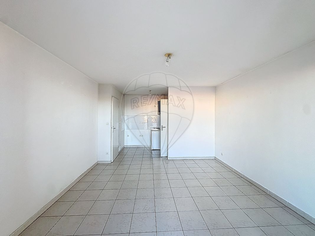 Appartement à vendre, 2 pièces - Nîmes 30000