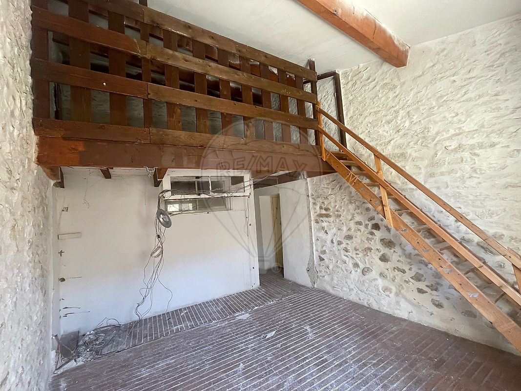 Maison à vendre, 5 pièces - La Calmette 30190