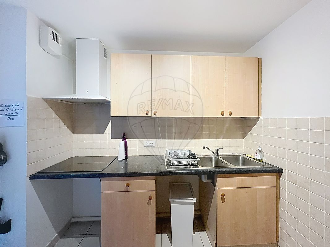 Appartement à louer, 3 pièces - Nîmes 30000