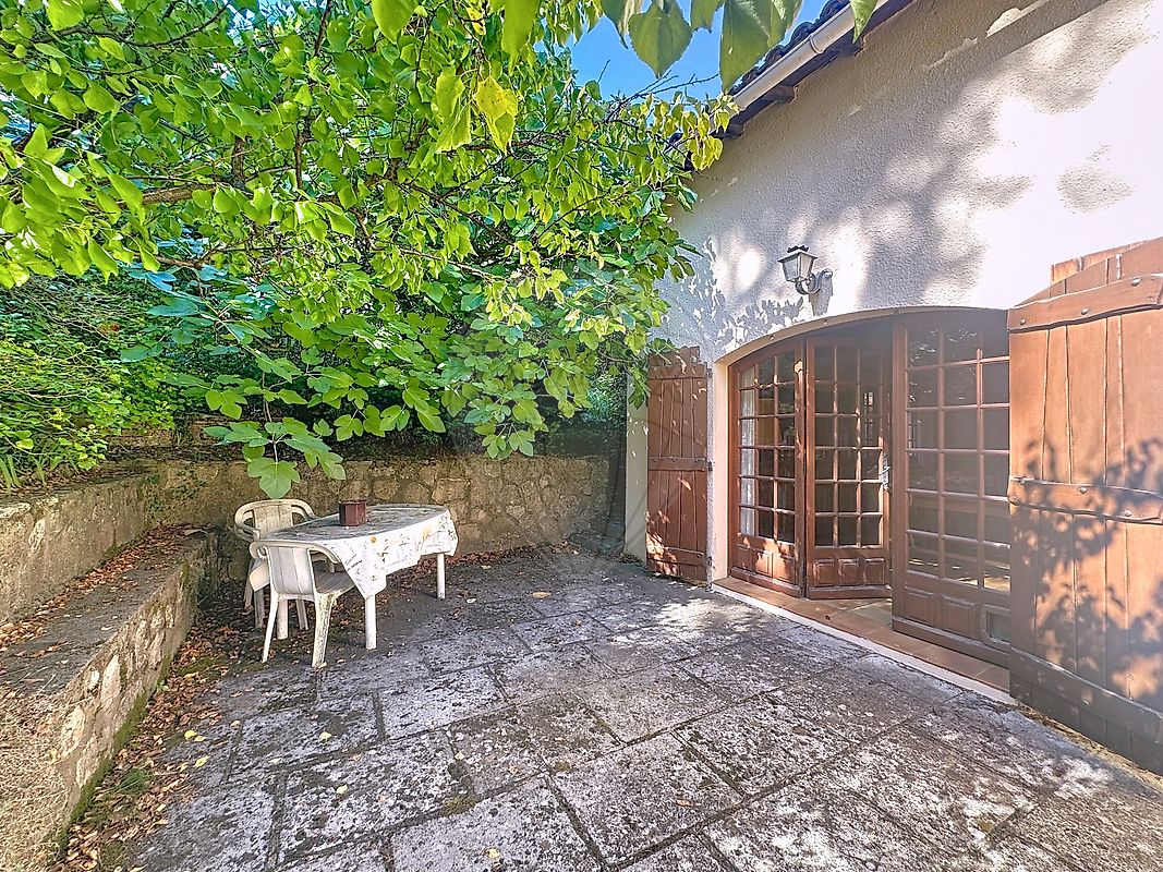 Maison à vendre, 6 pièces - Nîmes 30900