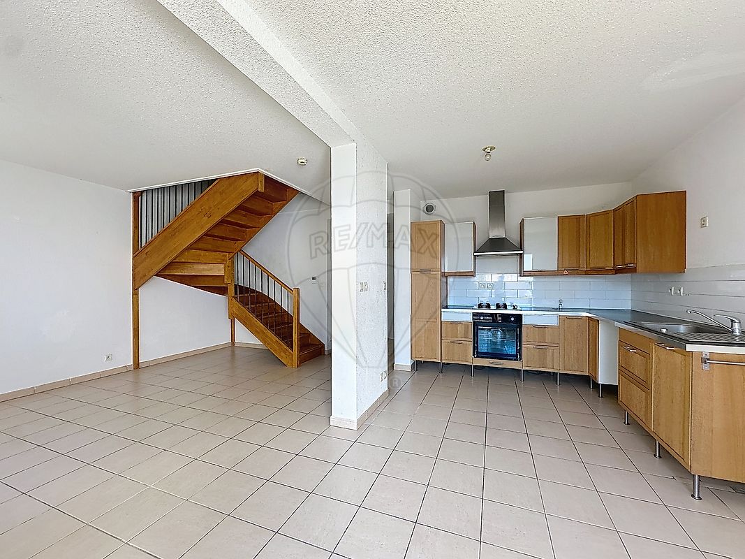 Maison à vendre, 4 pièces - Nîmes 30900