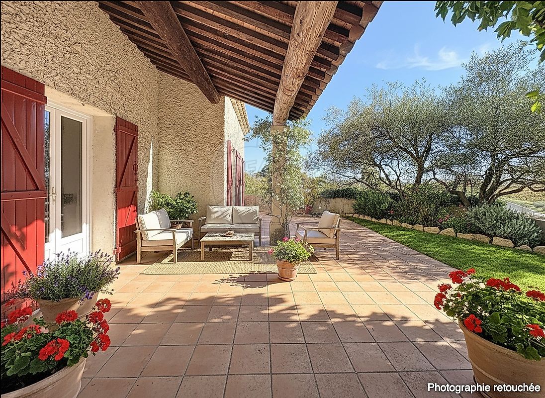 Maison à vendre, 7 pièces - La Calmette 30190