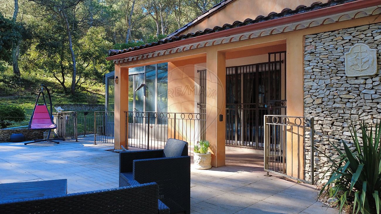 Maison à vendre, 5 pièces - Nîmes 30900