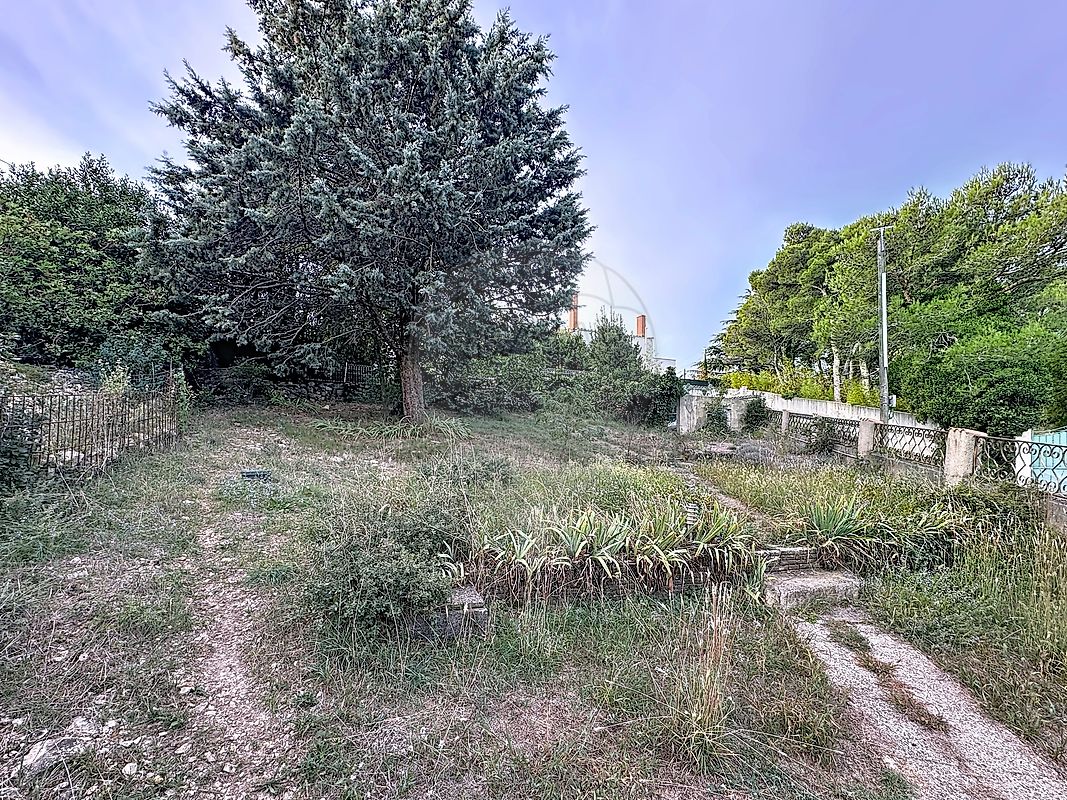 Maison à vendre, 2 pièces - Nîmes 30900