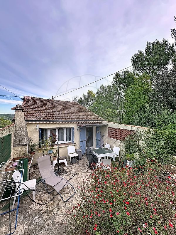 Maison à vendre, 2 pièces - Nîmes 30900