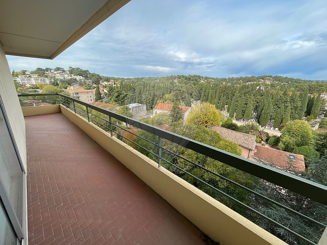 Appartement à vendre, 3 pièces - Nîmes 30900